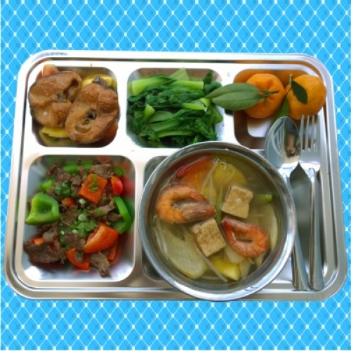 Bò xào ớt chuông- Cá lóc kho