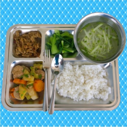 Cá cơm chiên giòn - Heo lát kho củ quả